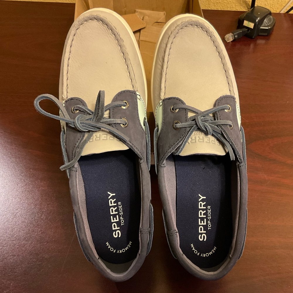 BRAND NEW SPERRY SHOES